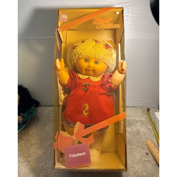 Zapf Creation Doll Tolpatsch Red Dress Duck Blond Original Box West Germany - Picture 7 of 14